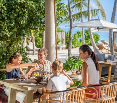 Фото InterContinental Maldives Maamunagau Resort 10