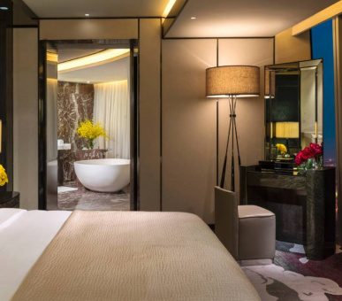 Картинка Four Seasons Hotel Guangzhou (Китай, Гуанчжоу) 24 Фото Four Seasons Hotel Guangzhou (Китай, Гуанчжоу) 24