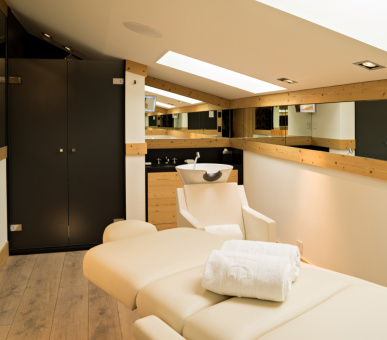 Фото Grand Hotel Park (Швейцария, Гштаад) 16