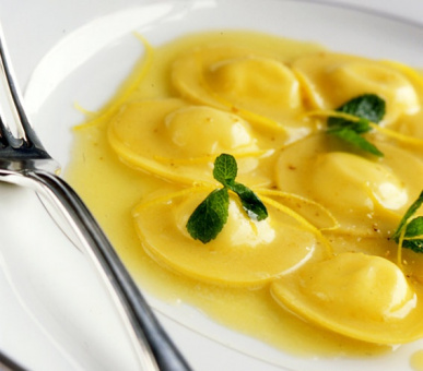 Картинка Four Seasons Hotel Des Bergues Geneva (Швейцария, Женева) 20 Фото Four Seasons Hotel Des Bergues Geneva (Швейцария, Женева) 20