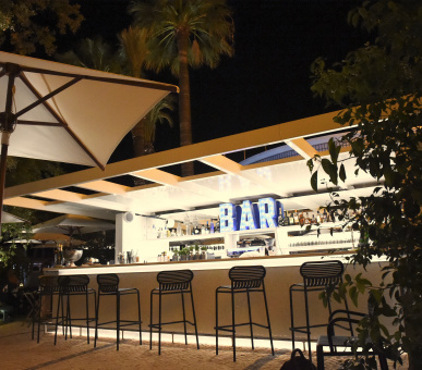 Фото Hotel Martinez Cannes 49