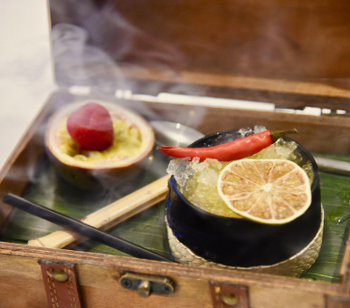 Фото Hotel Martinez Cannes 54