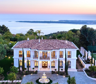 Фото Villa des Lys 2