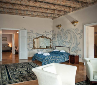 Картинка Bonerowski Palace (Польша, Краков) 2 Фото Bonerowski Palace (Польша, Краков) 2