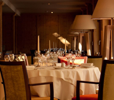 Фото Hotel Royal (Швейцария, Кран Монтана) 7