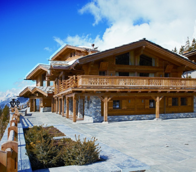 Фото LeCrans Hotel  12