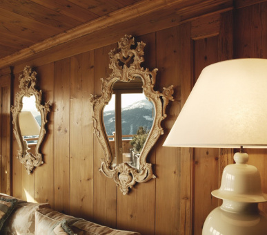 Фото LeCrans Hotel  9