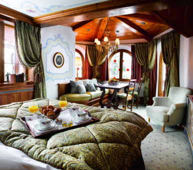 Фото Les Airelles Hotel De Charme 10