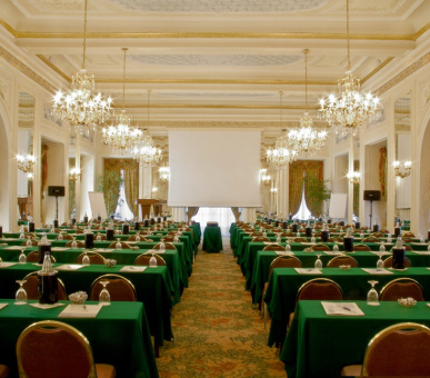 Картинка Grand Hotel Des Iles Borromees (Италия, Озеро Лаго Маджоре) 39 Фото Grand Hotel Des Iles Borromees (Италия, Озеро Лаго Маджоре) 39