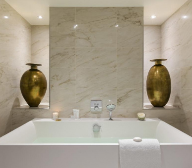 Картинка Hotel Barriere L'Hermitage 7 Фото Hotel Barriere L'Hermitage 7