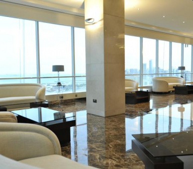 Фото The Diplomat Radisson Blu Hotel, Residence  13