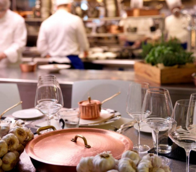 Фото Four Seasons Hotel Milano (Италия, Милан) 15