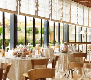 Фото Four Seasons Hotel Milano (Италия, Милан) 14