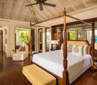 Картинка Round Hill Hotel 2 Фото Round Hill Hotel 2