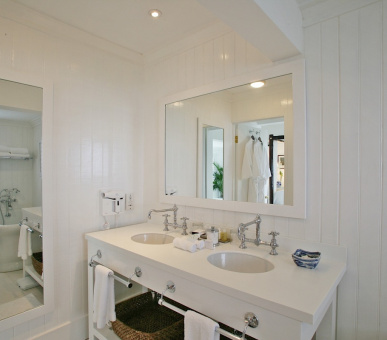 Картинка Round Hill Hotel 25 Фото Round Hill Hotel 25