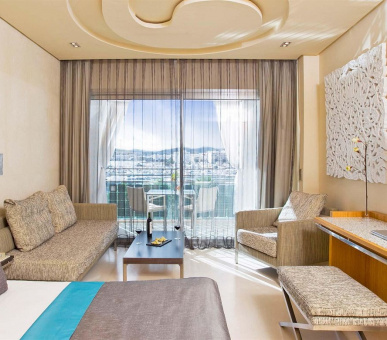 Картинка Aguas de Ibiza Lifestyle 5 Фото Aguas de Ibiza Lifestyle 5