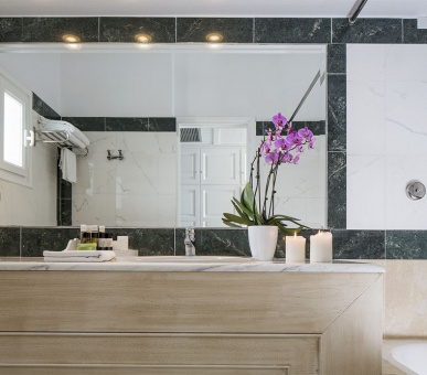 Фото Myconian Ambassador Hotel  39