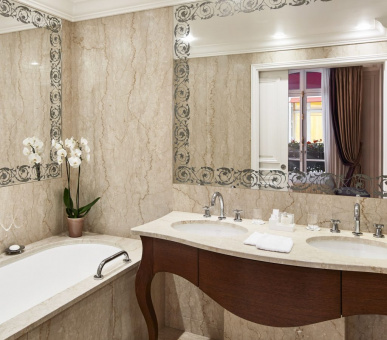 Фото Plaza Athenee Palace 13