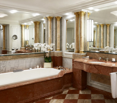 Фото Plaza Athenee Palace 37