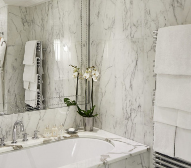 Фото Plaza Athenee Palace 32