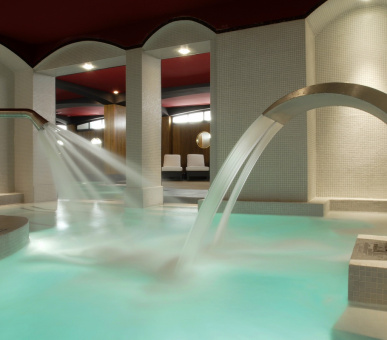 Фото Hotel Fouquet's Barriere on the Champs Elysees Avenue (Франция, Париж) 9