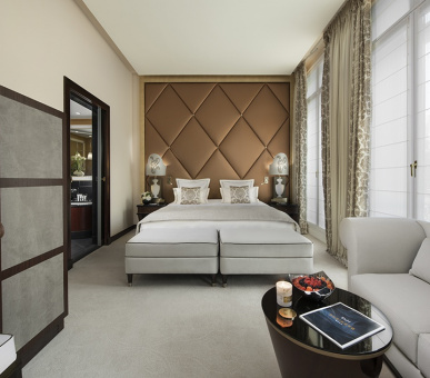 Фото Hotel Barriere Le Fouquet's 36