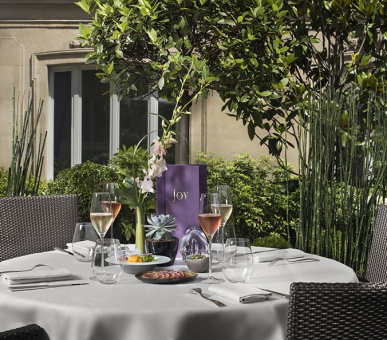 Фото Hotel Barriere Le Fouquet's 44