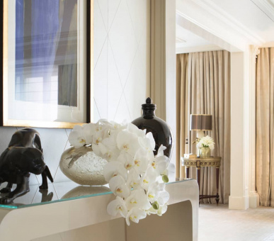 Картинка Four Seasons Hotel George V, Paris 18 Фото Four Seasons Hotel George V, Paris 18