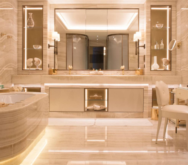 Картинка Four Seasons Hotel George V, Paris 16 Фото Four Seasons Hotel George V, Paris 16