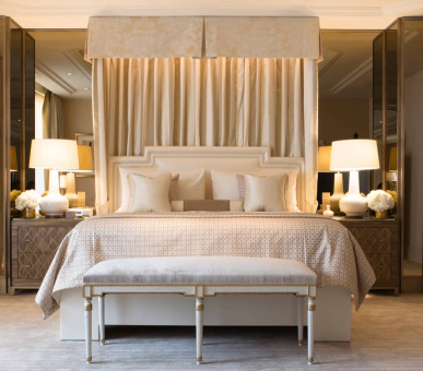 Картинка Four Seasons Hotel George V, Paris 17 Фото Four Seasons Hotel George V, Paris 17