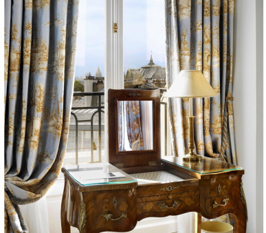 Фото Le Bristol Paris (Франция, Париж) 35