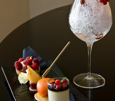 Фото Marignan Paris (Франция, Париж) 5