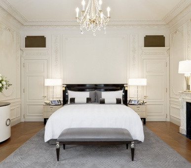 Фото The Peninsula Paris (Франция, Париж) 17