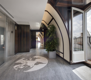 Фото The Peninsula Paris (Франция, Париж) 38