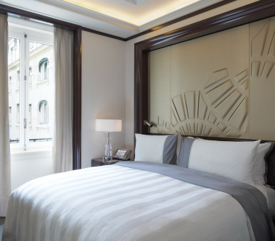 Фото The Peninsula Paris (Франция, Париж) 2