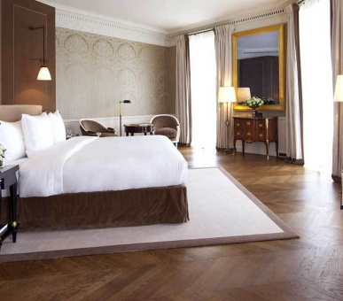 Фото La R?serve Paris Hotel 30