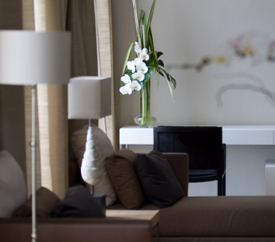 Фото La Reserve Apartments Paris 32