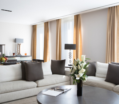 Фото La Reserve Apartments Paris 10