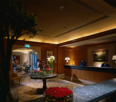 Фото Four Seasons Hotel Prague (Чехия, Прага) 8