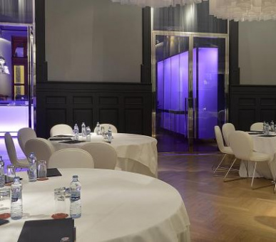 Фото Carlo IV 65