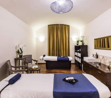 Фото Carlo IV 41