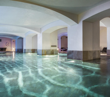 Фото Carlo IV 71