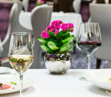 Фото Carlo IV 21