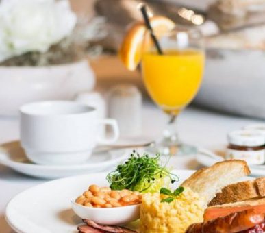 Фото Carlo IV 24