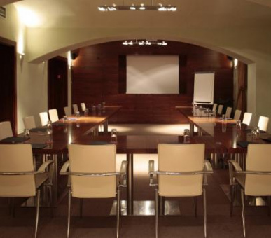 Фото Carlo IV 56