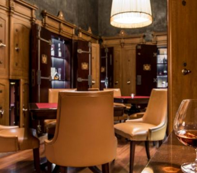 Фото Carlo IV 43