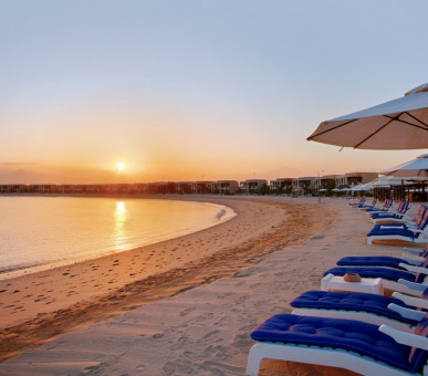 Фото Hilton Ras Al Khaimah Resort  22