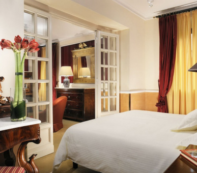 Фото Hotel D'Inghilterra 30