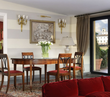 Фото Hotel D'Inghilterra 23