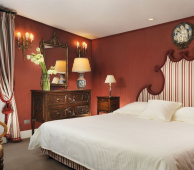 Фото Hotel D'Inghilterra 21